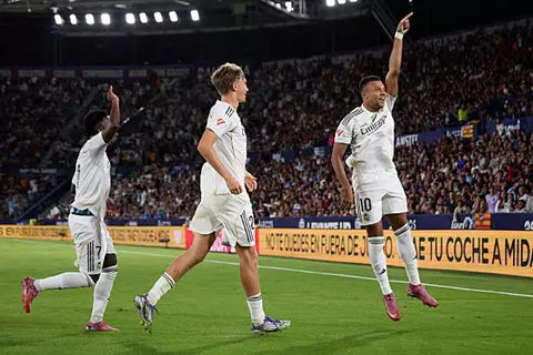 ريال مدريد يرفض رحيل جوهرته إلى آرسنال